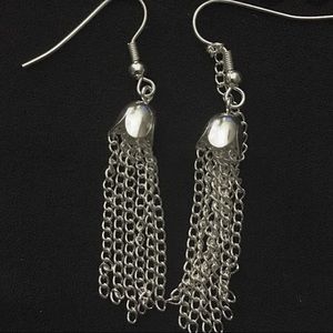 handmade tulip tassel dangle earrings